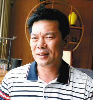 陳樂(lè)雄:慈善不是施舍是助人一臂之力